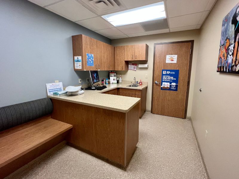 Hillcrest Veterinary Clinic Exam Room Hillcrest Veterinary Clinic Exam Room